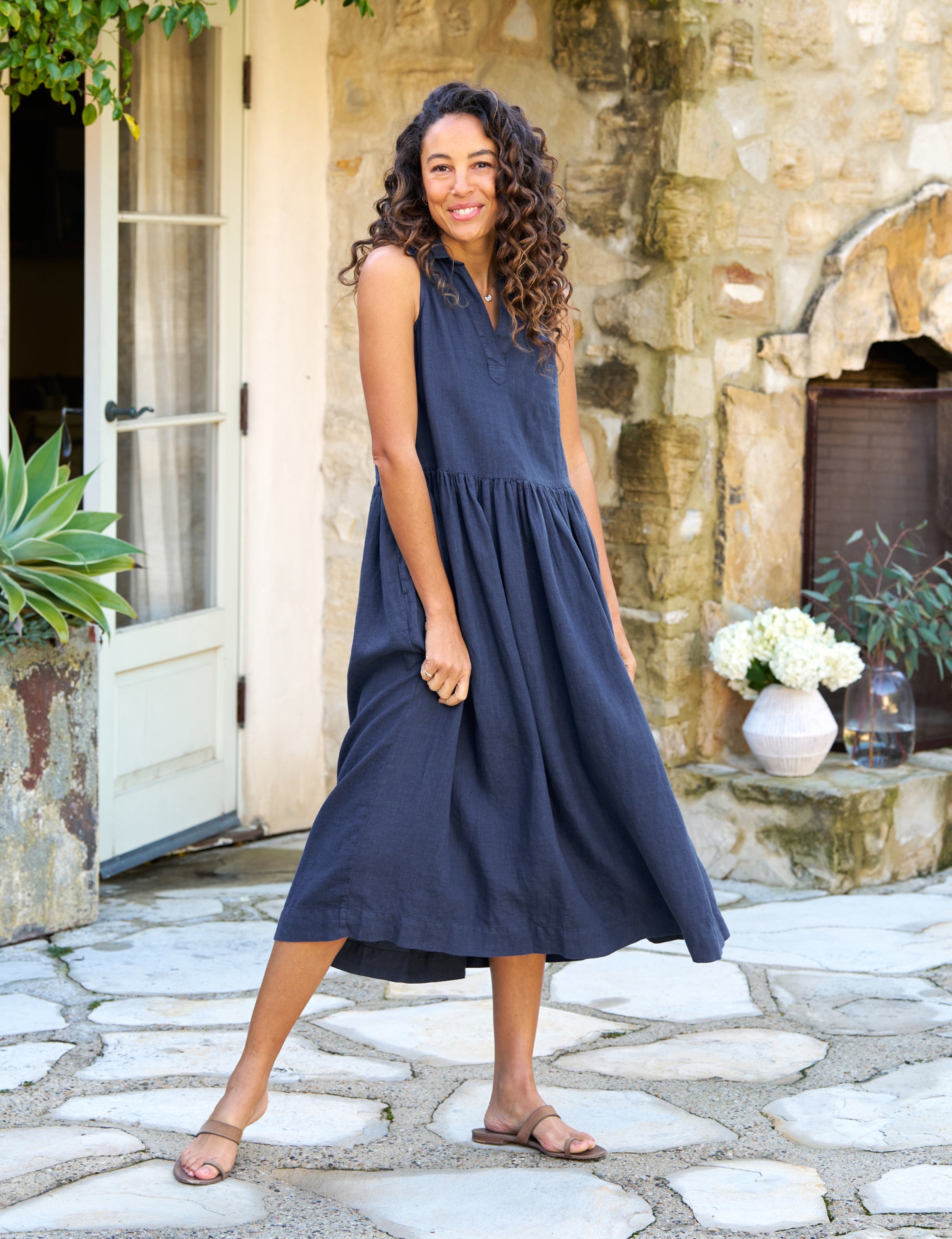 Daphne, Sleeveless Popover Dress, Navy – ReLoved by Frank & Eileen