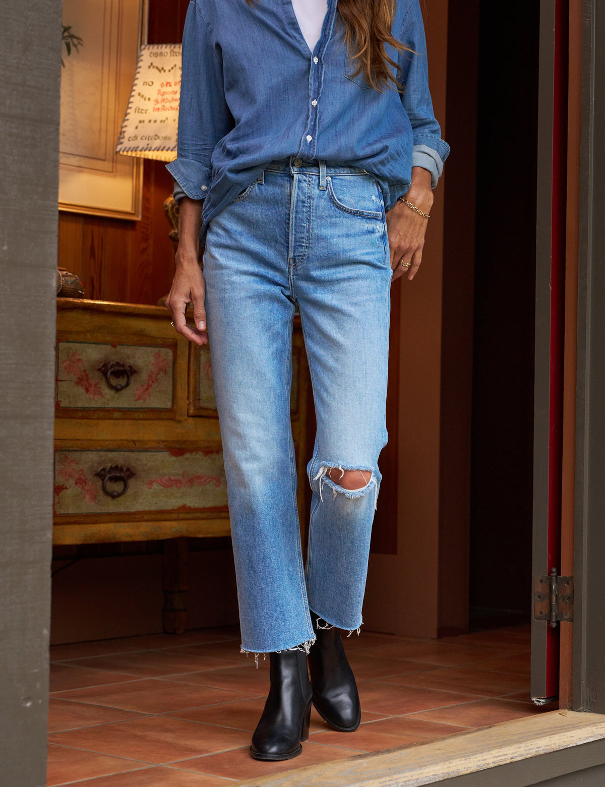 Monaghan, Mom Jean, Vintage Wash with Rip – ReLoved by Frank & Eileen display picture 1