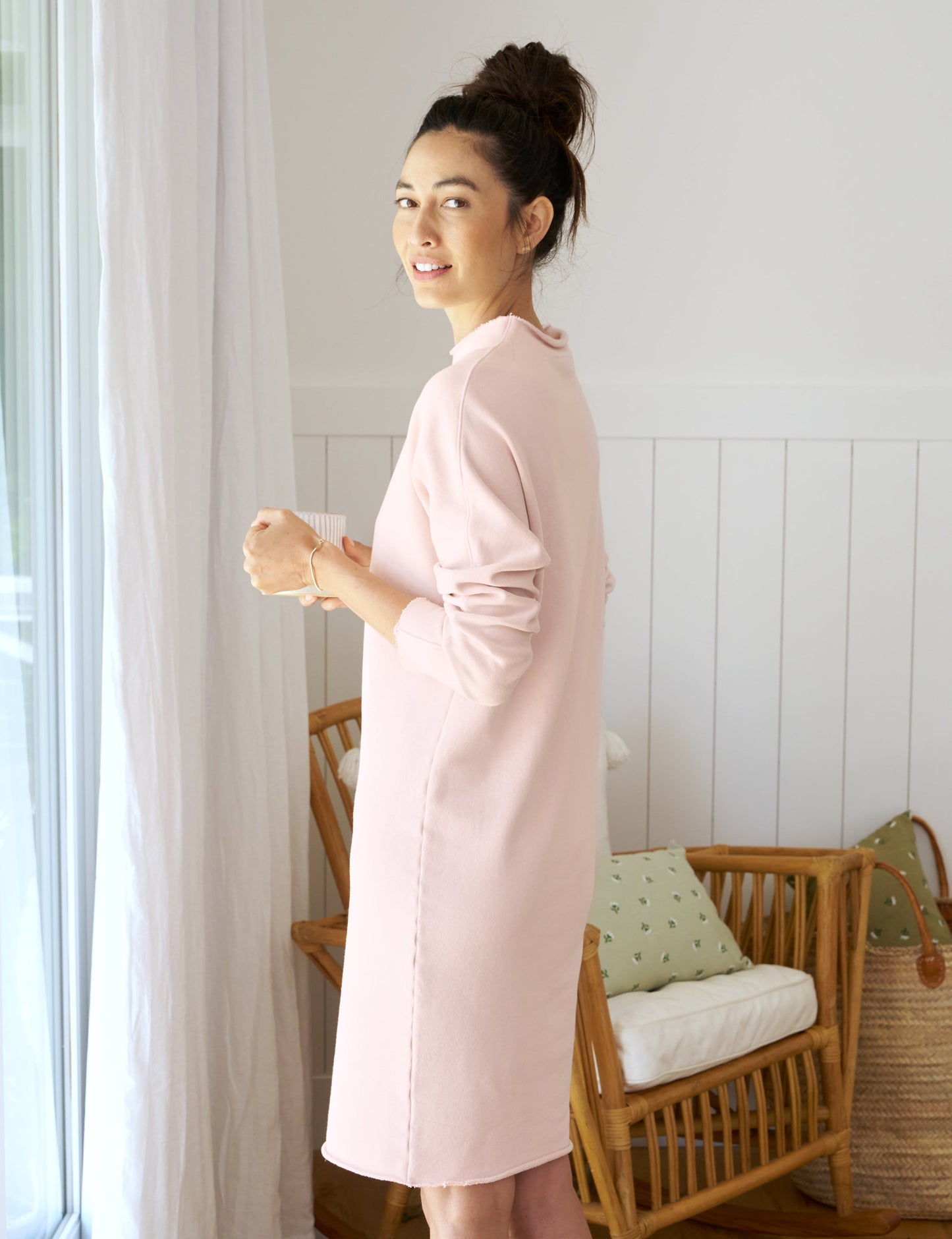 hippie rose sweater dress Izzie, Sweatshirt Party Dress, Light Pink – ReLoved by Frank & Eileen