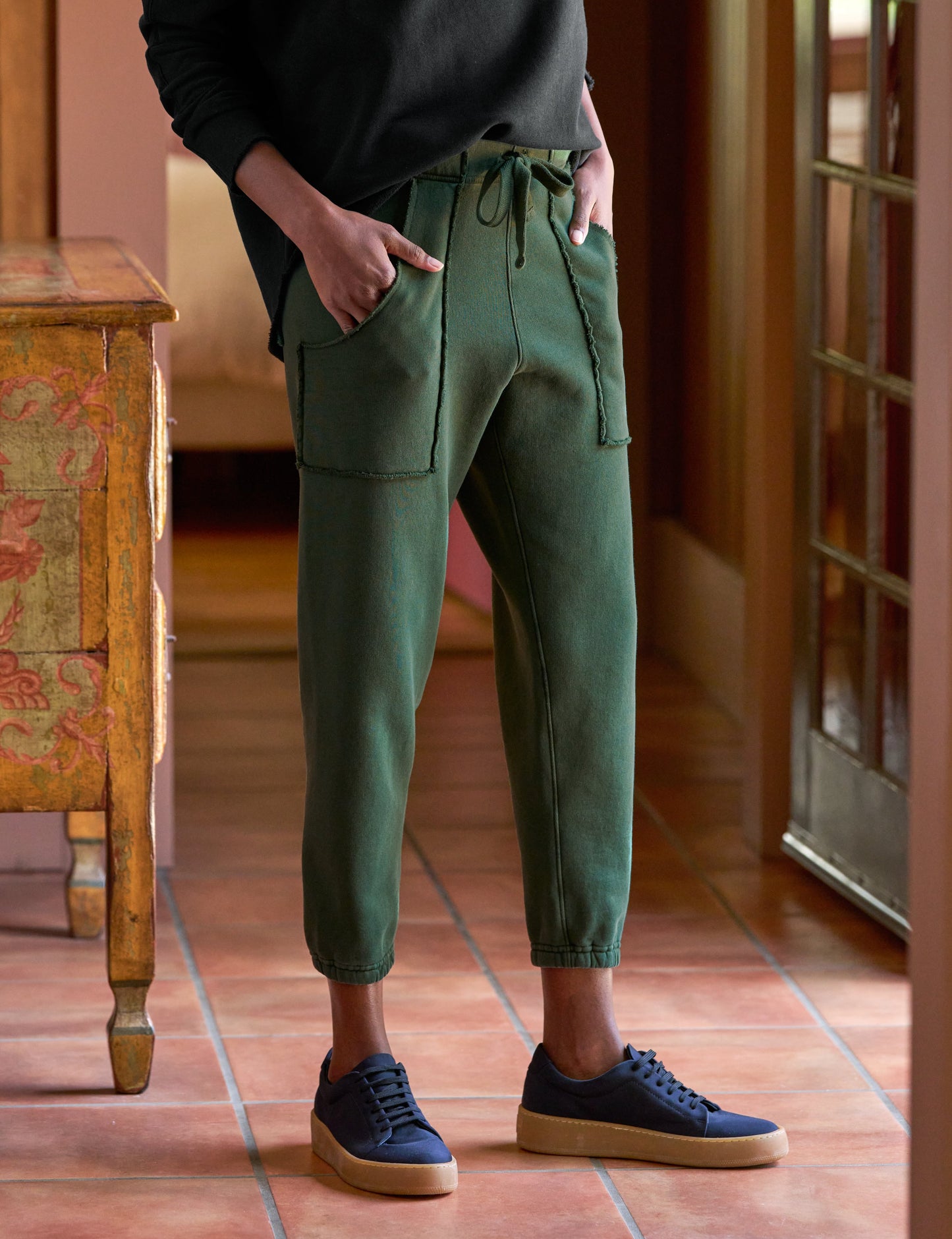 Eamon, Jogger Sweatpant, Green – ReLoved by Frank & Eileen display picture 1