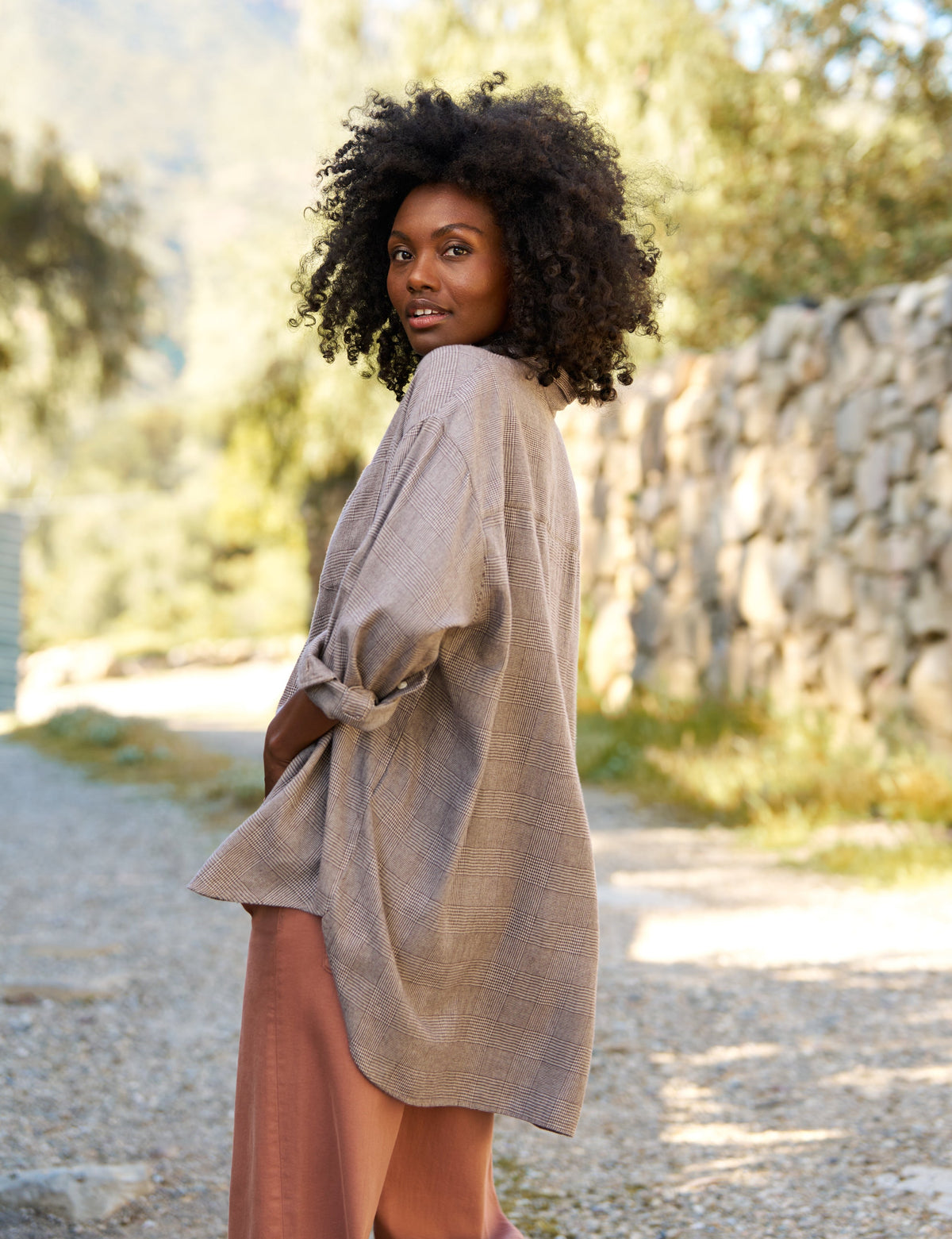 Shirley, Oversized Button-Up Shirt, Brown Plaid – ReLoved by Frank 