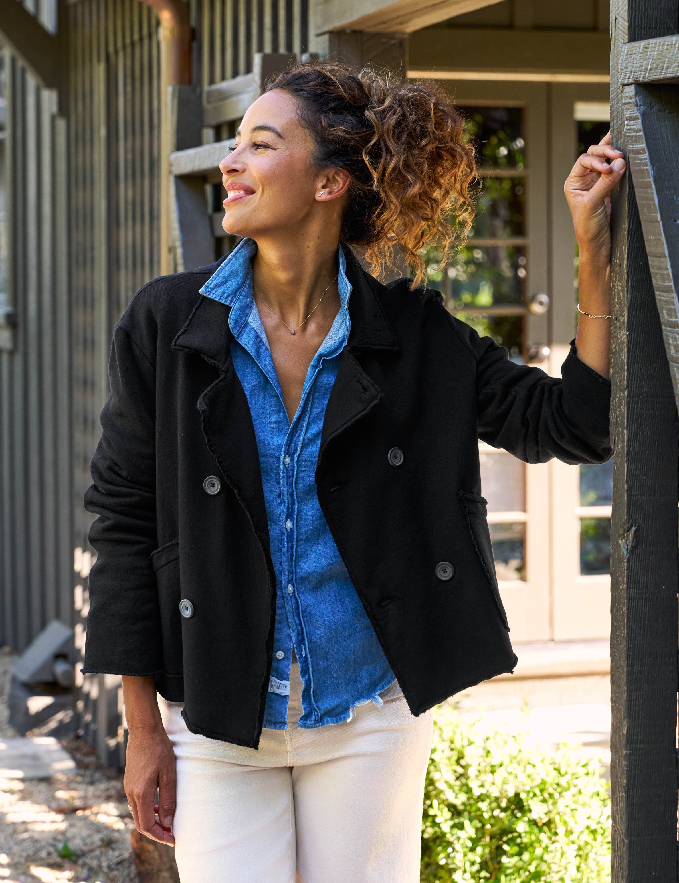 Mini Belfast, Cropped Sweatshirt Peacoat, Black – ReLoved by Frank & Eileen