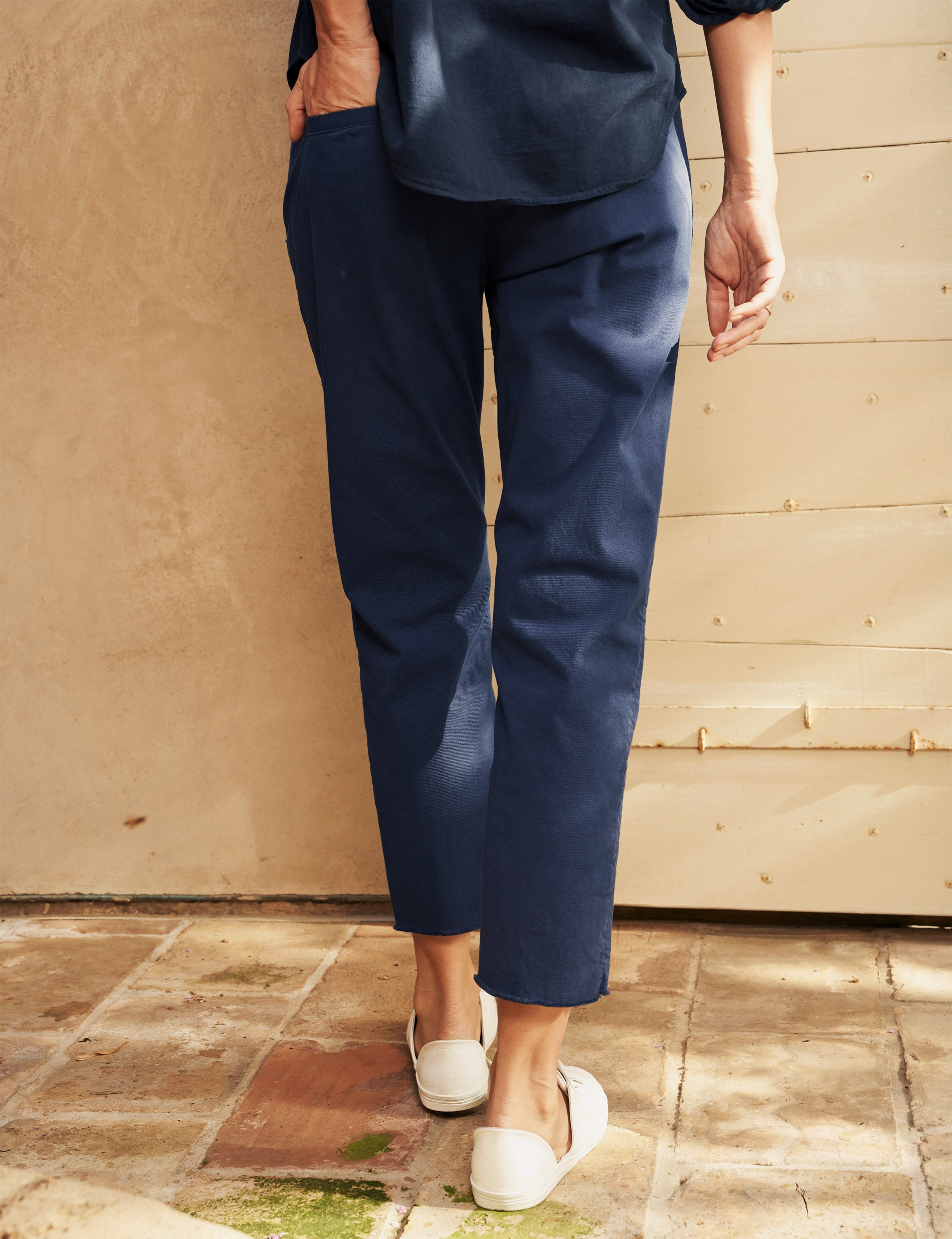 WICKLOW Vintage Navy, Italian Performance Twill – ReLoved by Frank  display picture 1